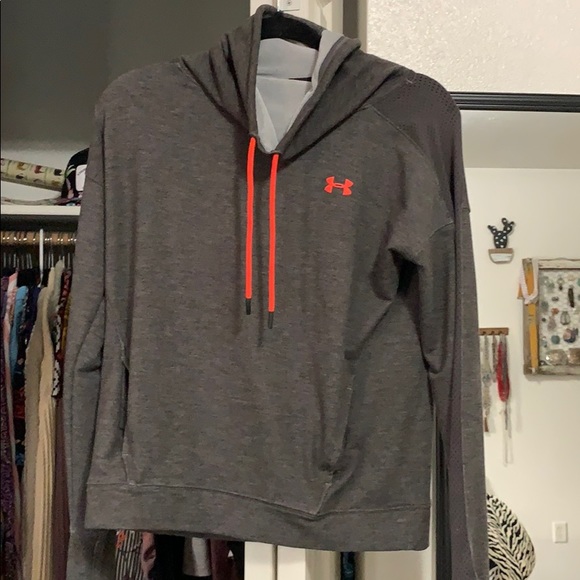 under armour cowl neck